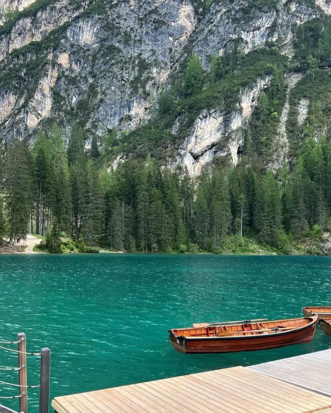 Pragser_Wildsee, Italy